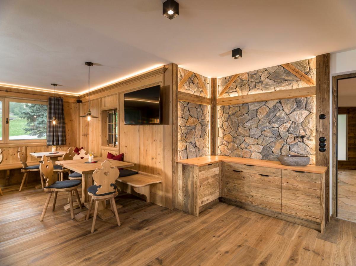 Waidacherhof Apartments Braies  Zewnętrze zdjęcie